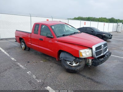 DODGE DAKOTA 2005