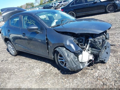 TOYOTA YARIS IA 2018