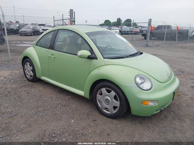VOLKSWAGEN NEW BEETLE 2005