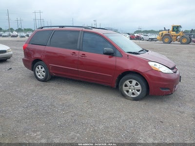 TOYOTA SIENNA 2010