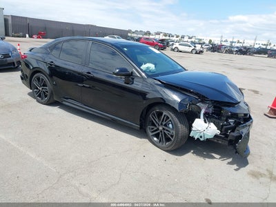 TOYOTA CAMRY 2026