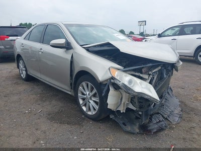 TOYOTA CAMRY 2014