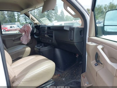 GMC SAVANA CARGO 2023