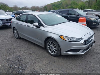 FORD FUSION HYBRID 2017