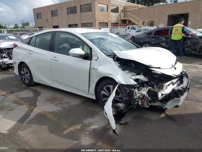 TOYOTA PRIUS PRIME 2019