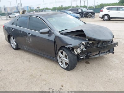 TOYOTA CAMRY 2012