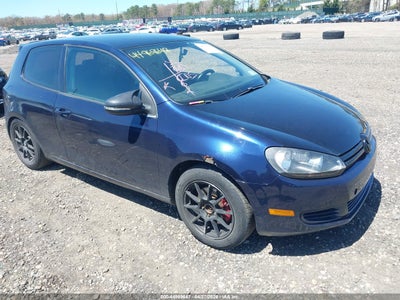 VOLKSWAGEN GOLF 2010