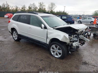 SUBARU OUTBACK 2014