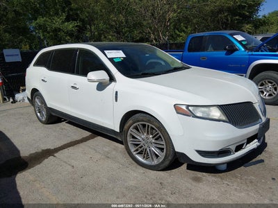LINCOLN MKT 2013