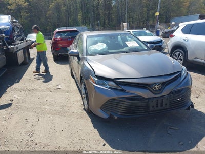 TOYOTA CAMRY 2019