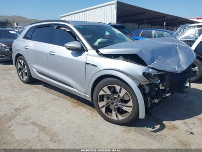 AUDI E-TRON 2021