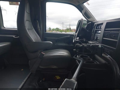 GMC SAVANA 2500 2016