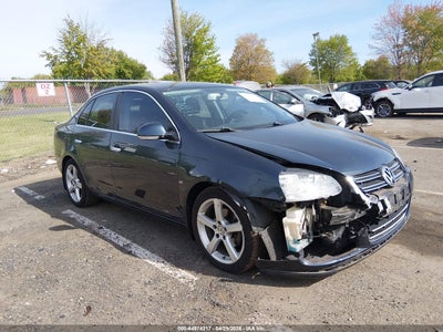 VOLKSWAGEN JETTA 2010