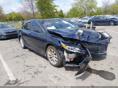 TOYOTA CAMRY 2021