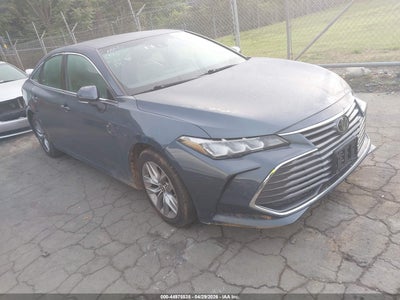 TOYOTA AVALON 2022