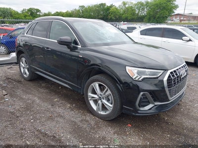 AUDI Q3 2021