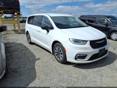 CHRYSLER PACIFICA HYBRID 2024