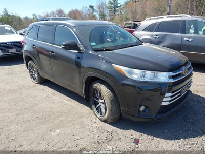 TOYOTA HIGHLANDER 2017