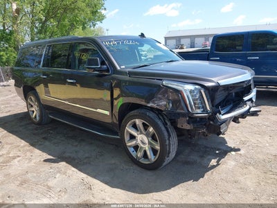 CADILLAC ESCALADE ESV 2017