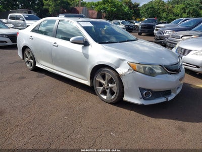 TOYOTA CAMRY 2012