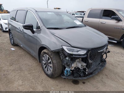CHRYSLER PACIFICA HYBRID 2025