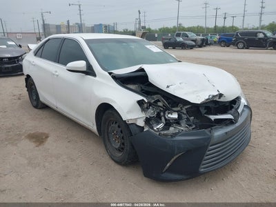 TOYOTA CAMRY 2015
