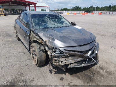 TOYOTA CAMRY 2019