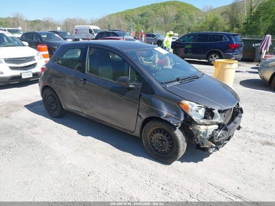 TOYOTA YARIS 2013