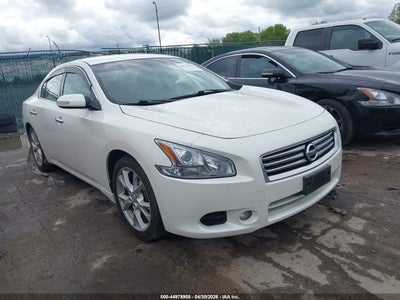 NISSAN MAXIMA 2014