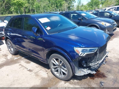 AUDI Q3 2021