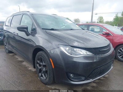 CHRYSLER PACIFICA 2019