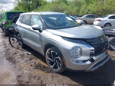 MITSUBISHI OUTLANDER 2024