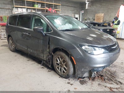 CHRYSLER VOYAGER 2023