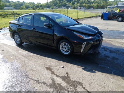 TOYOTA PRIUS 2019