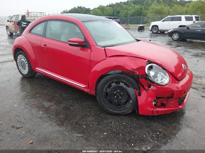 VOLKSWAGEN BEETLE 2015