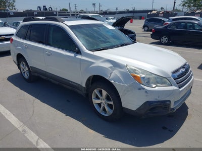 SUBARU OUTBACK 2013