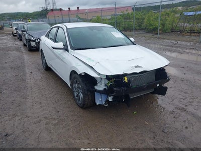 HYUNDAI ELANTRA 2024