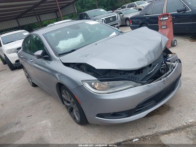 CHRYSLER 200 2015