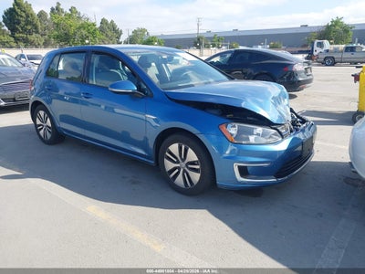 VOLKSWAGEN E-GOLF 2016