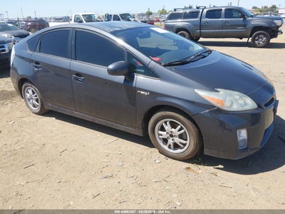 TOYOTA PRIUS 2011