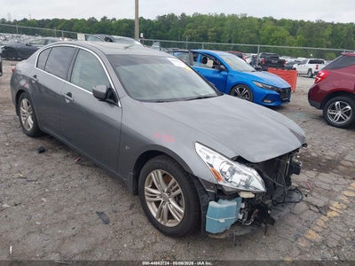 INFINITI Q40 2015