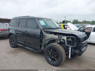LAND ROVER DEFENDER 2026