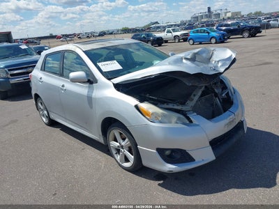 TOYOTA MATRIX 2010