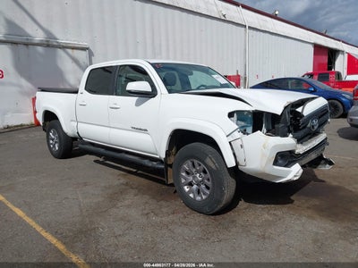 TOYOTA TACOMA 2017
