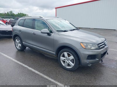 VOLKSWAGEN TOUAREG 2012