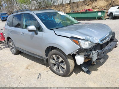SUBARU FORESTER 2018