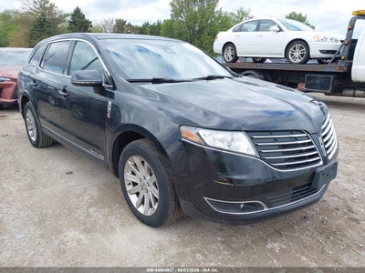LINCOLN MKT 2019