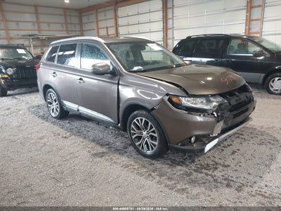 MITSUBISHI OUTLANDER 2017