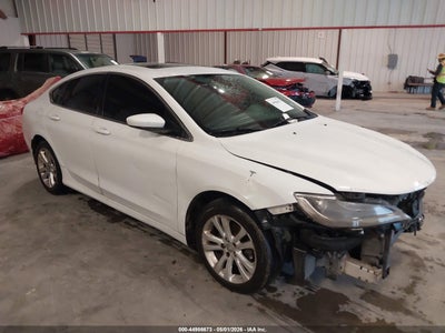 CHRYSLER 200 2015