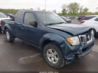 NISSAN FRONTIER 2013